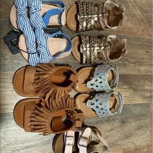 Bundle of sandles